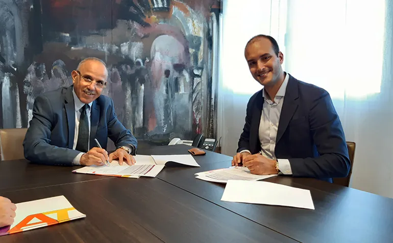 GAT ASSURANCES et Wallyscar signent une convention de partenariat en faveur des clients de Wallyscar